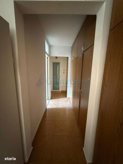 Apartament cu 3 camere decomandat în Rogerius