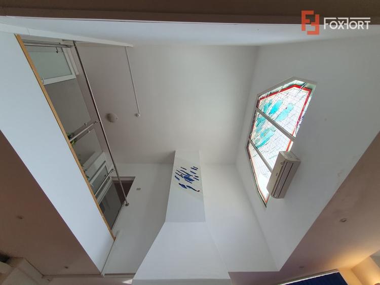 Casă individuală cu 9 camere cu Piscina în Braytim