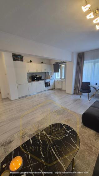 Apartament cu 2 camere decomandat în Republicii