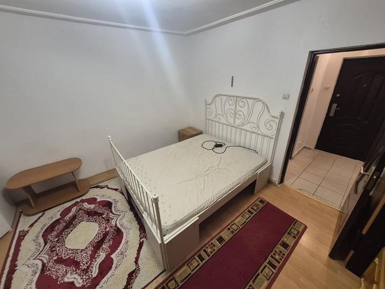 Garsonieră decomandată în Tătărași