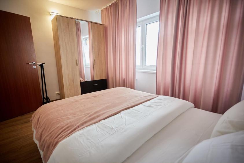Apartament cu 2 camere semidecomandat în Calea Victoriei