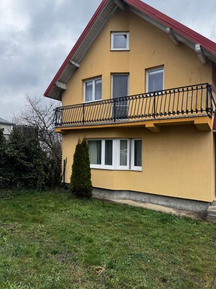 Casă cu 4 camere cu Teren 500 Mp în Ipotești
