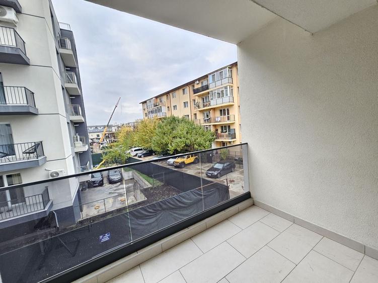 Apartament cu 3 camere semidecomandat în Theodor Pallady