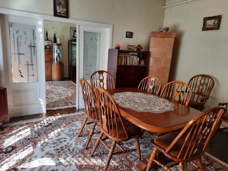 Casă cu 4 camere cu Teren 110 Mp în Central
