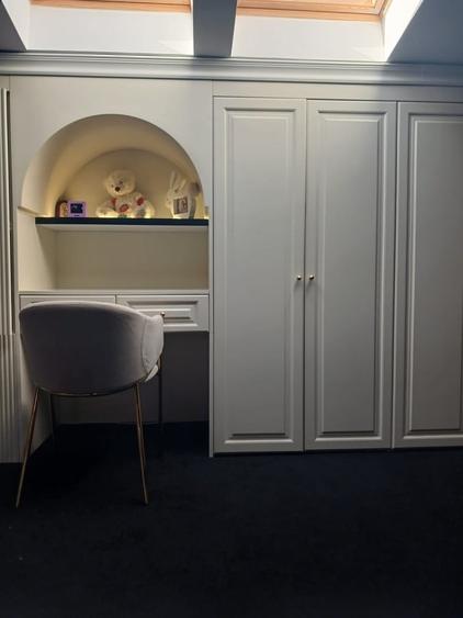 Casă cu 5 camere cu Teren 97 Mp în Central