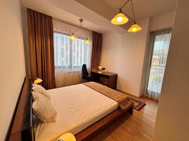 Apartament cu 4 camere decomandat, mobilat în Aviației