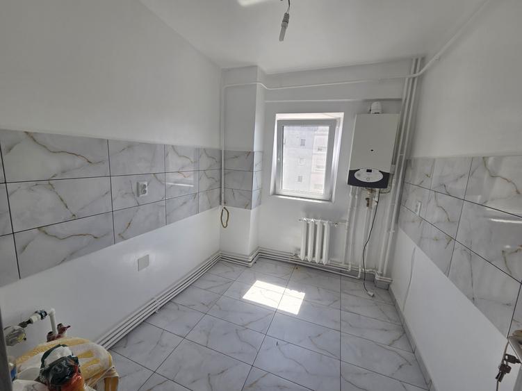 Apartament cu 2 camere decomandat în Mircea cel Bătrân