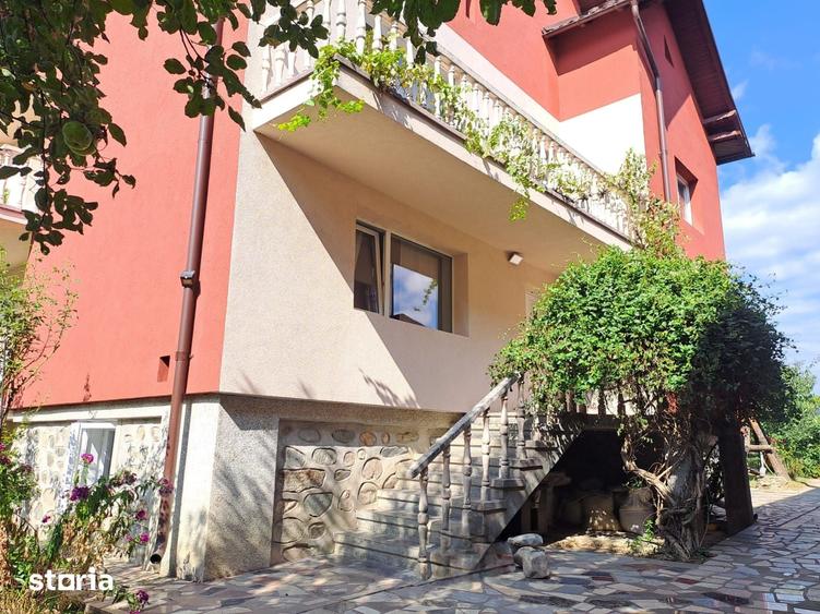 Casă cu 5 camere cu Teren 600 Mp în Nord