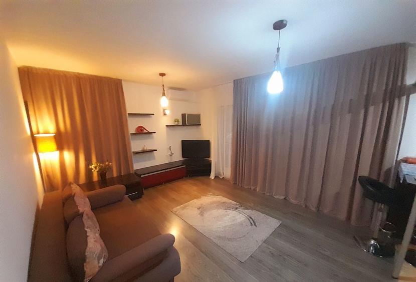 Apartament cu 2 camere semidecomandat în Titan