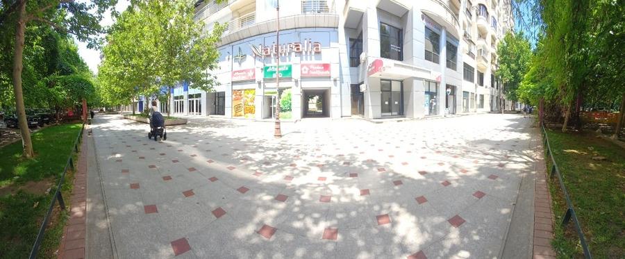 Garsonieră decomandată, mobilată în Decebal