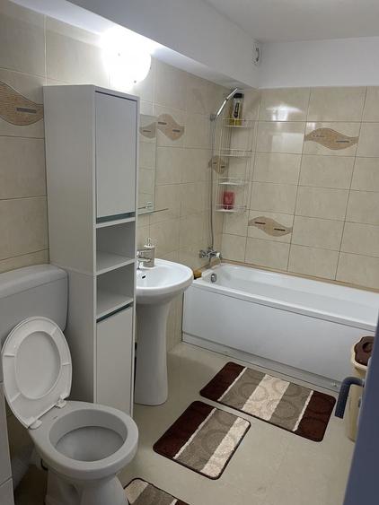Apartament cu 2 camere nedecomandat în Micro 1