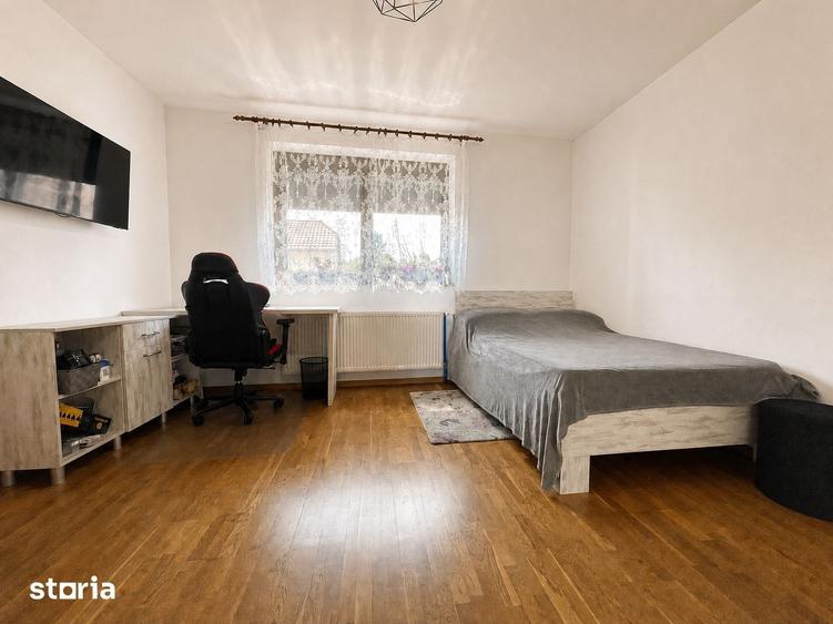 Casa cu 5 camere I teren 720 mp I renovata integral - Comision 0% - 10