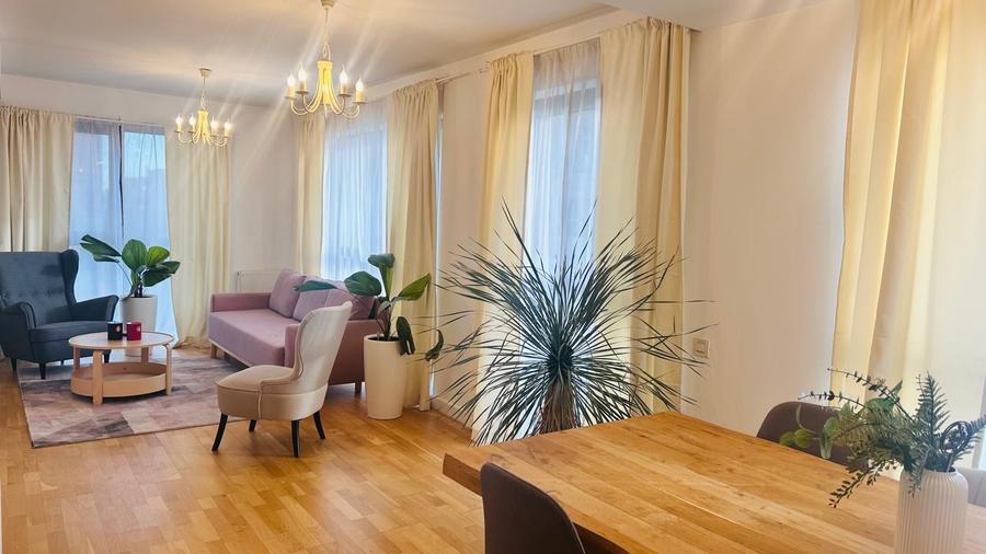 Apartament cu 3 camere semidecomandat, mobilat în Otopeni