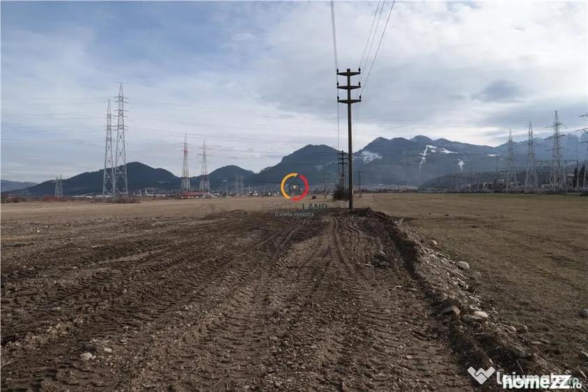 Teren de 4800 mp, în Centură
