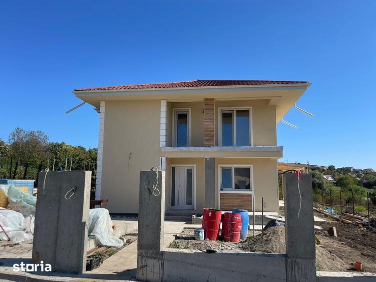 Casă cu 4 camere cu Teren 450 Mp în Miroslava