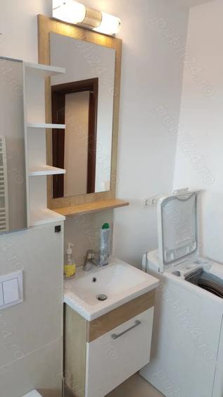 Garsonieră decomandată în Central