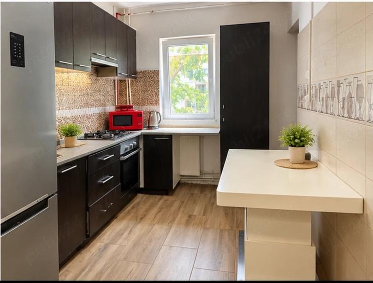 Apartament cu 3 camere nedecomandat în Lidia