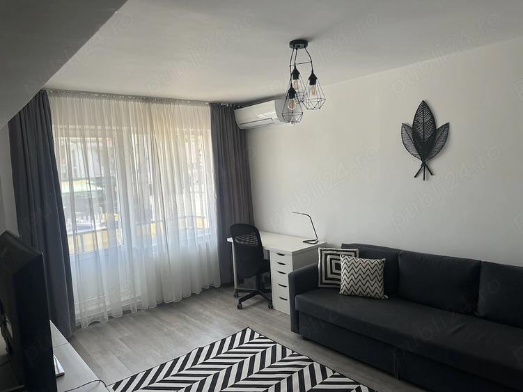 Apartament cu 2 camere decomandat în Cornișa