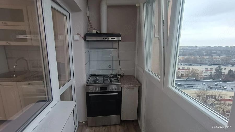 Apartament cu 2 camere semidecomandat în Berceni