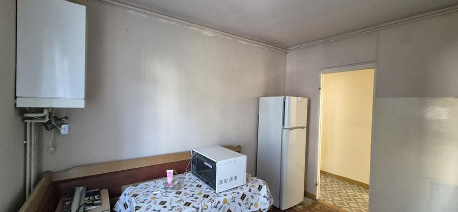 De vanzare ap.3 camere , cart. Tudor- str. Cutezantei - 11