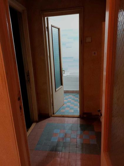 Apartament cu 2 camere semidecomandat în Exterior Vest