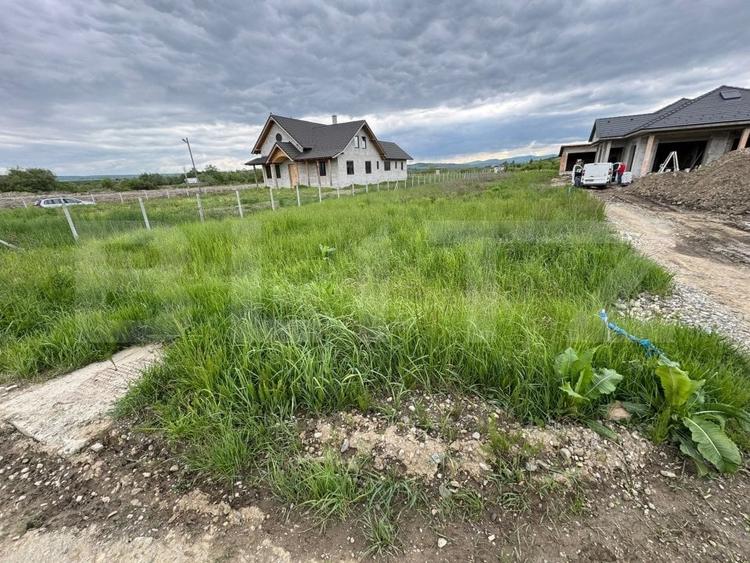 Teren Construcții extravilan de 1576 mp, în Budacu de Jos