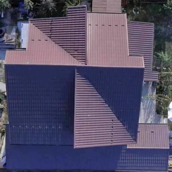 Casă cu 7 camere cu Teren 500 Mp în Craiovei