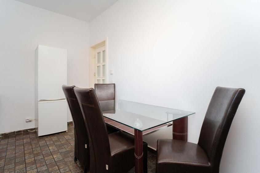 Duplex cu 4 camere cu Canalizare în Păcurari