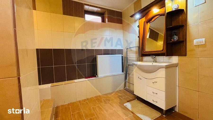 Apartament cu 4 camere în Agigea