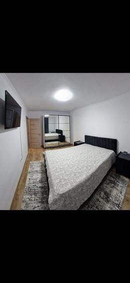 Apartament cu 3 camere decomandat în Horea