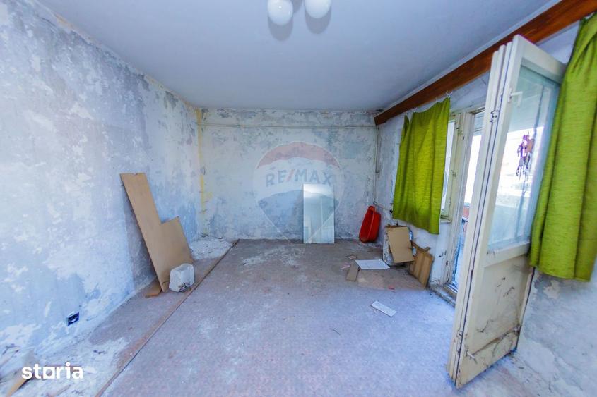 Spa?iu comercial cu apartament la pachet, de vanzare Bulevardul Traian - 13