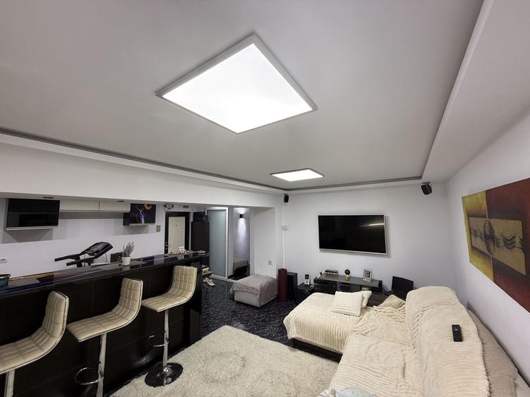 Apartament cu 4 camere decomandat, mobilat în Tomis III