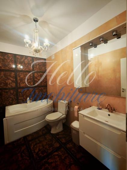 Apartament cu 3 camere semidecomandat în Zorilor