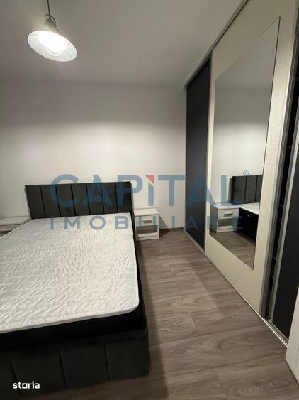 Apartament cu 2 camere semidecomandat, mobilat în Între Lacuri