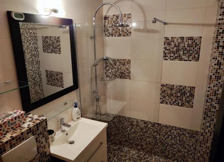 Apartament cu 2 camere semidecomandat, mobilat în Tătărași