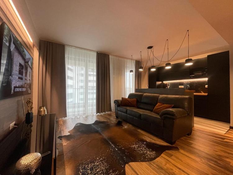 Apartament cu 2 camere decomandat, mobilat în Tomis Plus