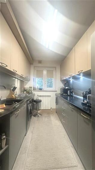 Apartament cu 3 camere decomandat, mobilat în Km 4-5