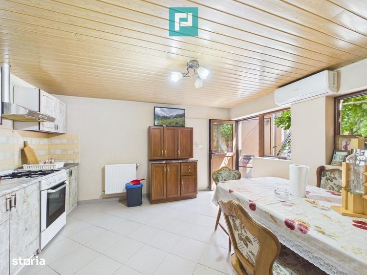 Casă cu 4 camere cu Teren 468 Mp în Central