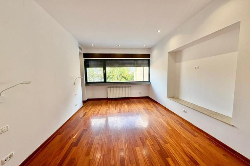 Apartament cu 4 camere decomandat, mobilat în Dorobanți