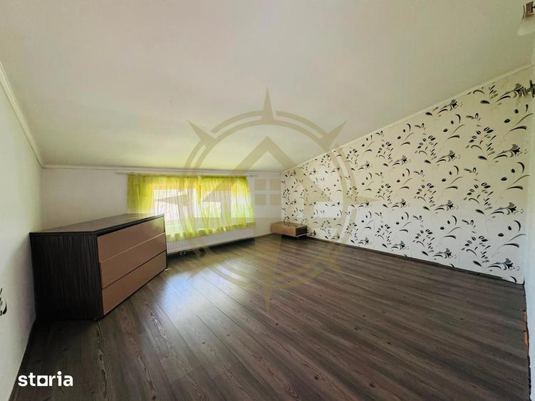 Casă cu 5 camere cu Teren 1192 Mp în Crevedia