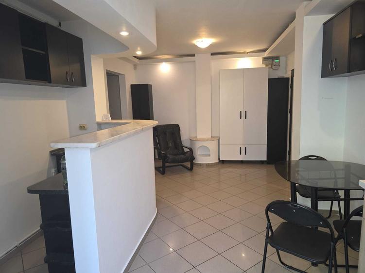 Apartament cu 3 camere decomandat în Exercițiu