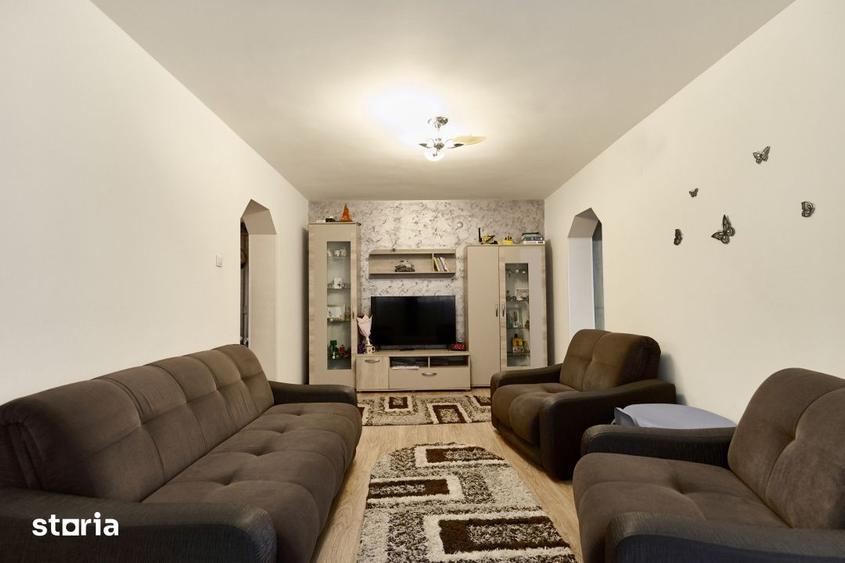 Apartament cu 2 camere semidecomandat, mobilat în Craiovei