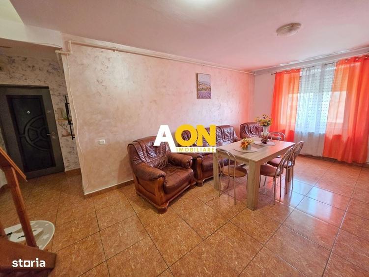 Apartament cu 4 camere în Cetate