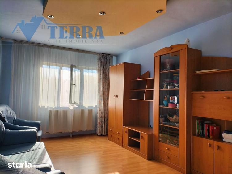 Apartament cu 4 camere decomandat în Ultracentral