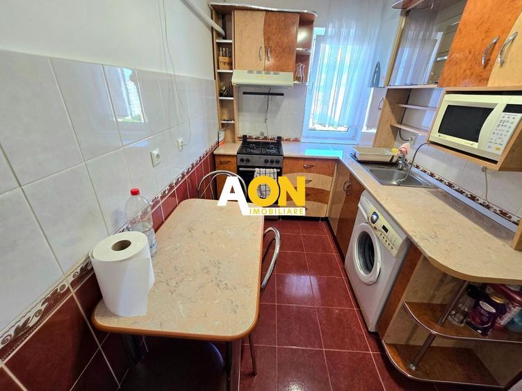 Apartament cu 2 camere decomandat, mobilat în Cetate