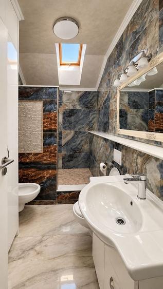 Apartament cu 3 camere decomandat în Remetea Mare