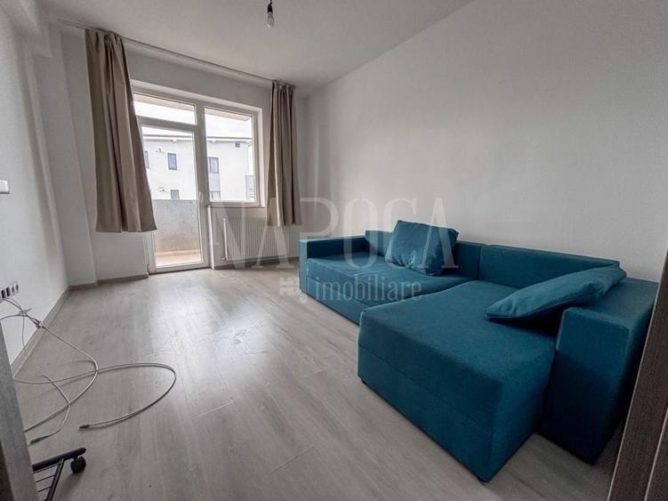 Apartament 2 camere de vanzare in Floresti - 2