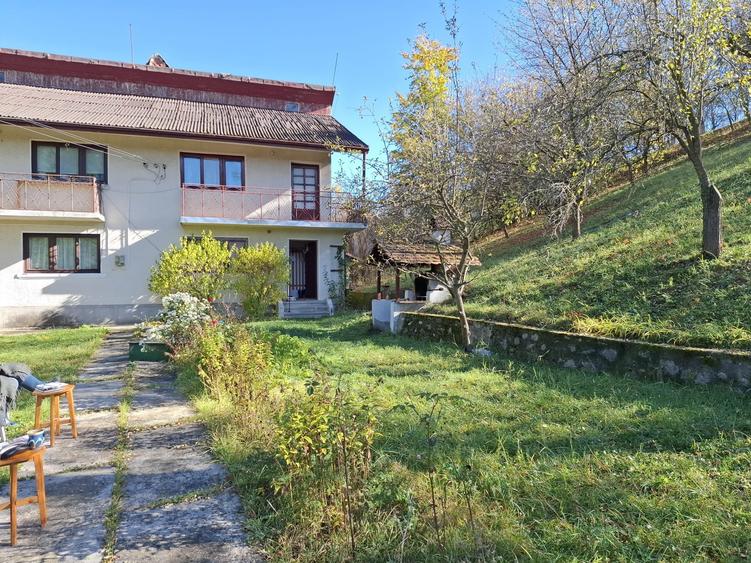 Casă individuală cu 3 camere cu Teren 747 Mp în Bughea de Jos