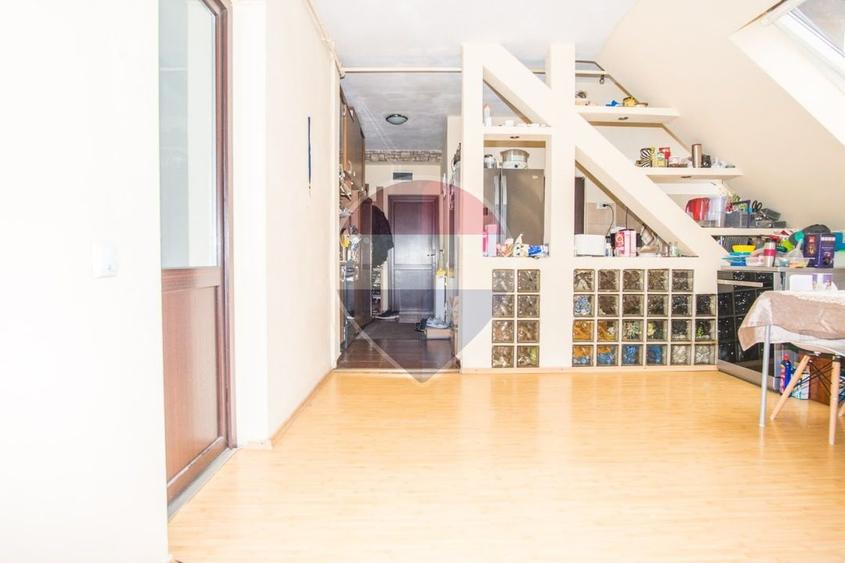 Apartament cu 3 camere în Centrul Istoric