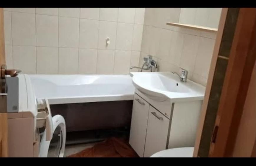 Apartament cu 2 camere decomandat în Tomis III